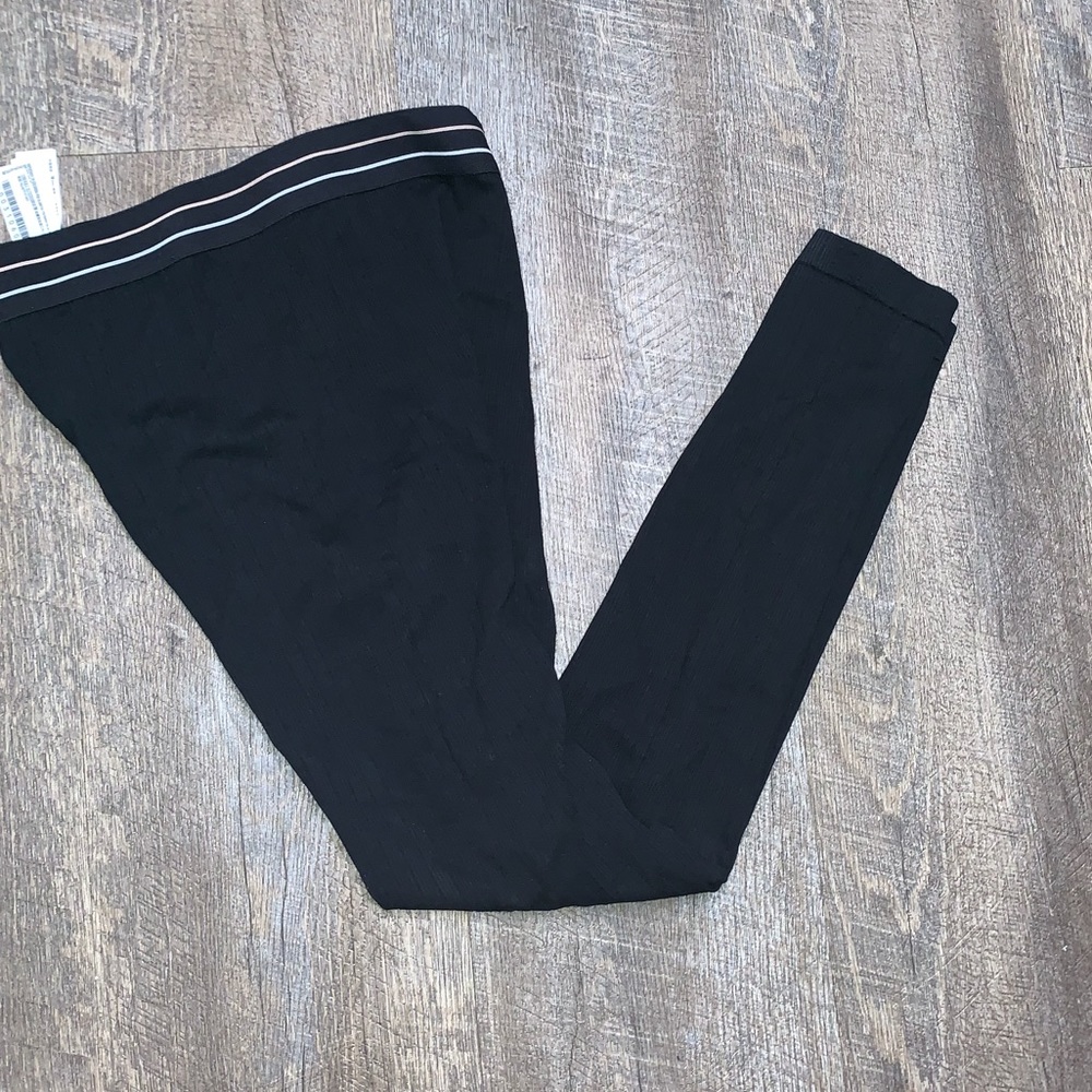 Forever 21 leggings 20$
